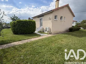 House in Pompaire (79200)