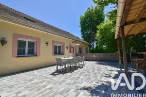 Traditional house in Courtry (77181)