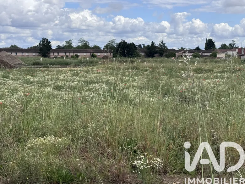 Terrain 391 m² · à Frouzins · 391 m² · 110 000 €