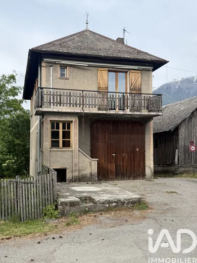 Maison de village à Saint-Alban-d'Hurtières (73220)