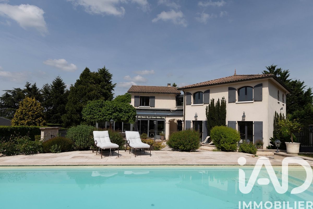 Vente maison à La Tour-de-Salvagny (69890) : maison 8 pièces 350 m² - 2005956
