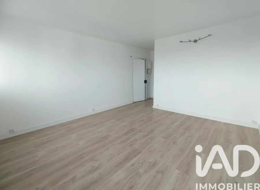 Appartement à Neuilly-sur-Marne (93330) photo 3