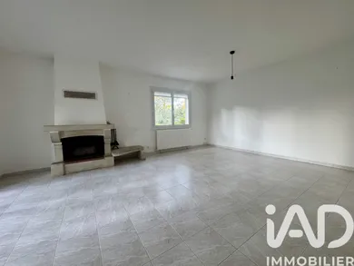Apartment in Nîmes (30000)