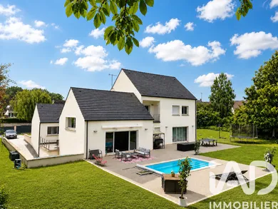Mansion in Précy-sur-Oise (60460)