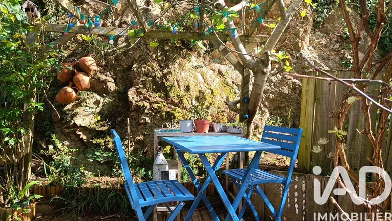 Immeuble 410 m² · à La Trinité-Surzur · 410 m² · 468 000 €