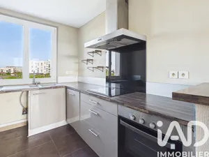Apartment in Troyes (10000)