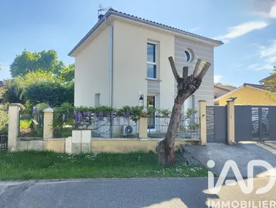 House in Saint-Priest (69800)