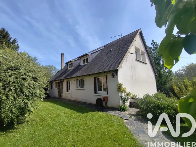 Maison 10 pièces 184 m² · à Conches-en-Ouche · 184 m² · 325 000 €