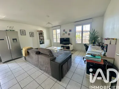 Apartment in Saint-Galmier (42330)