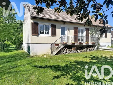Maison traditionnelle à Amilly (45200)