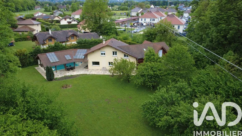 Maison 6 pièces 180 m² · à Arenthon · 180 m² · 690 000 €