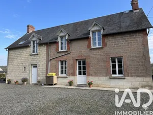 Maison à Domjean (50420)