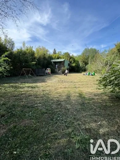 Leisure land in Gravon (77118)