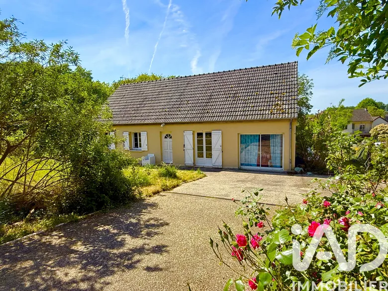 Maison 7 pièces 170 m² · à Cosne-Cours-sur-Loire · 170 m² · 204 300 €