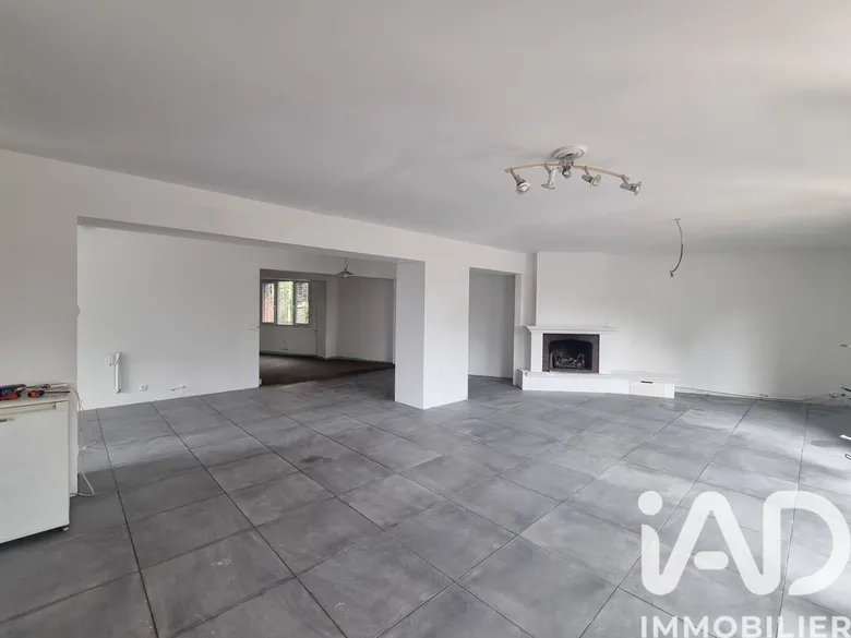 Maison 8 pièces 253 m² · à Don · 253 m² · 455 000 €