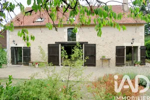 Longere in Béthines (86310)