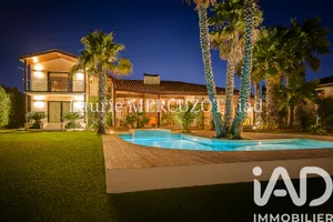 Architectural house in Pollestres (66450)
