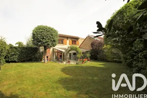 Traditional house in Villecresnes (94440)