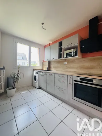 Appartement à Saint-Cyr-sur-Loire (37540)