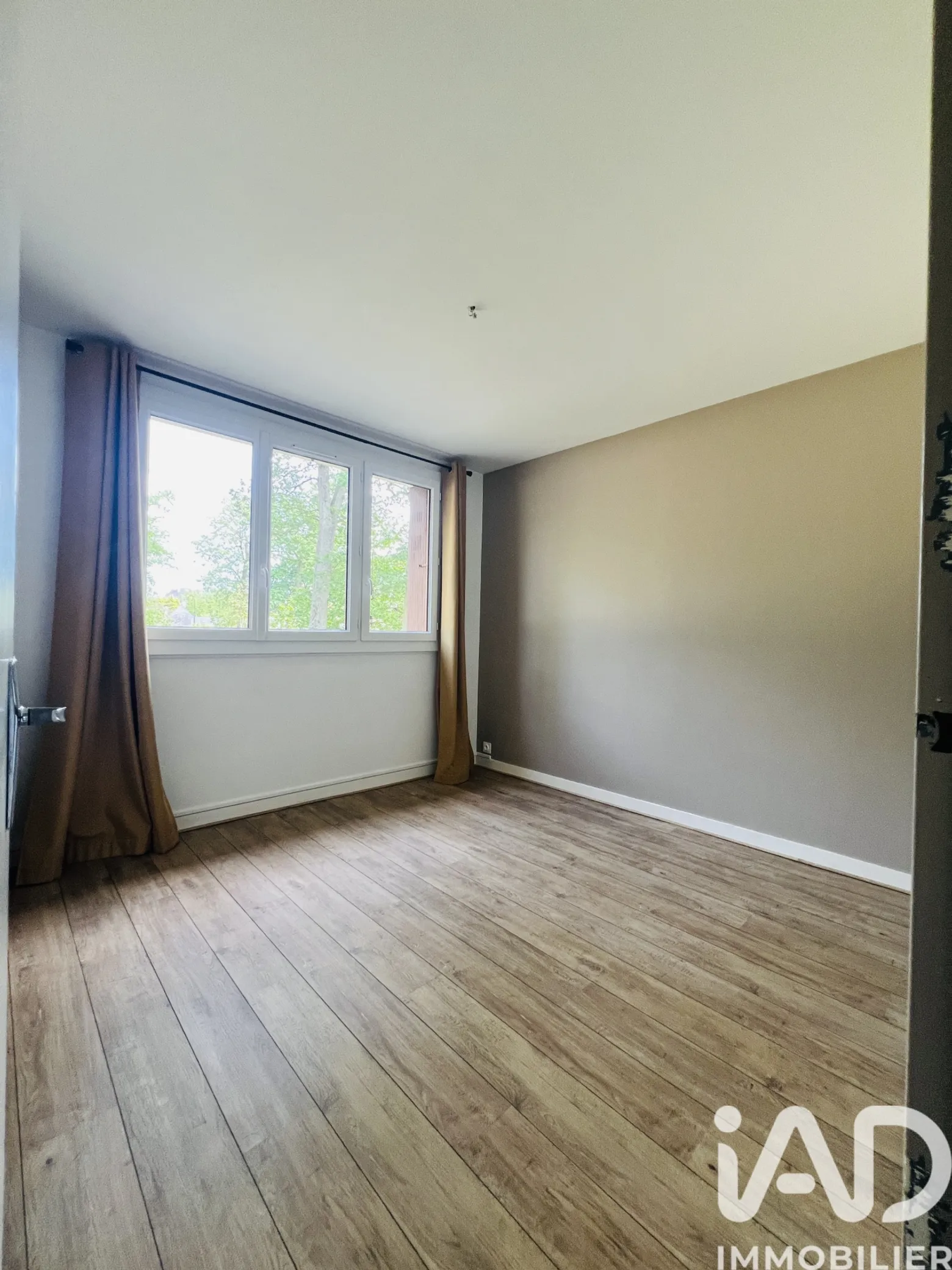 Vente appartement à Saint-Cyr-sur-Loire (37540) : appartement 4 pièces 67 m² - 1923041 — 3