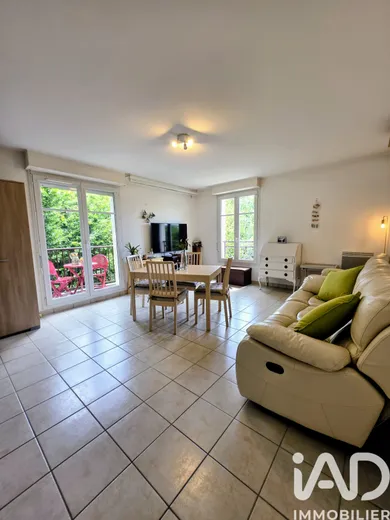 Duplex à Magny-le-Hongre (77700)