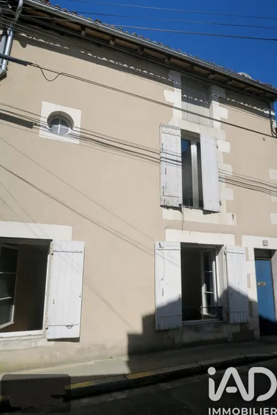 Maison de ville à Poitiers (86000)