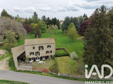 Farm in Usson-en-Forez (42550)
