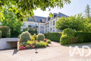 Apartment in Versailles (78000)