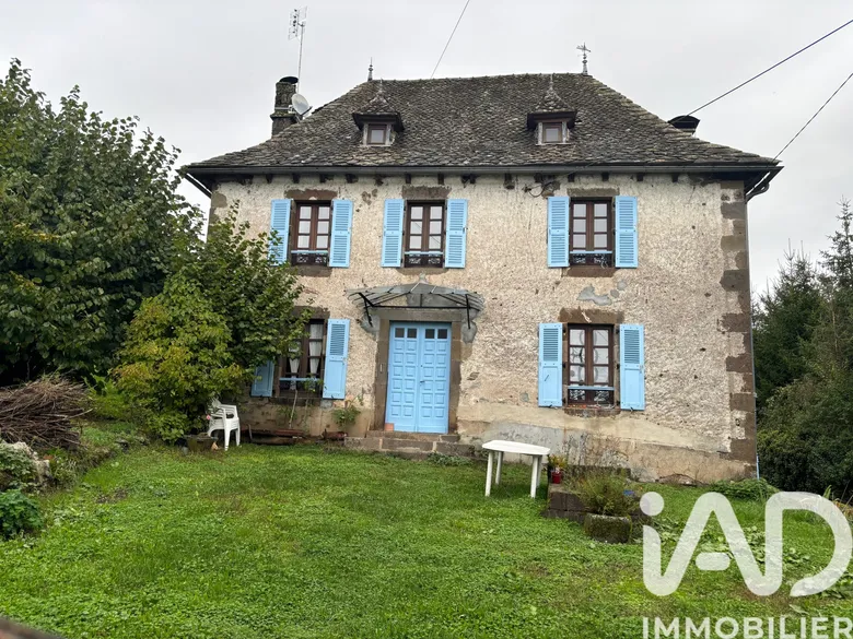 Maison 5 pièces 140 m² · à Marmanhac · 140 m² · 212 000 €