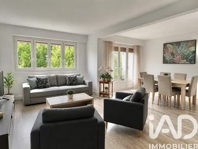 Apartment in Chilly-Mazarin (91380)