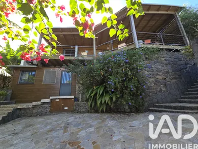 House in Les Avirons (97425)