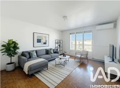 Apartment in Marseille (13008)