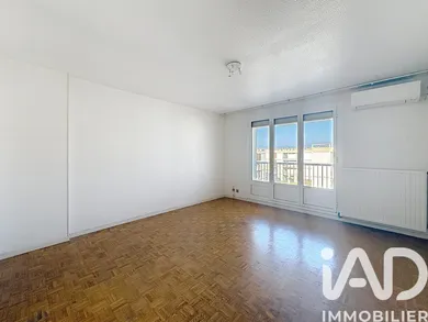 Apartment in Marseille (13008)