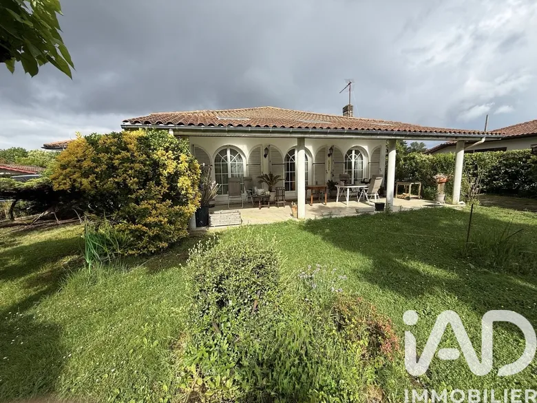 Maison 2 pièces 215 m² · à Pessac · 215 m² · 846 000 €