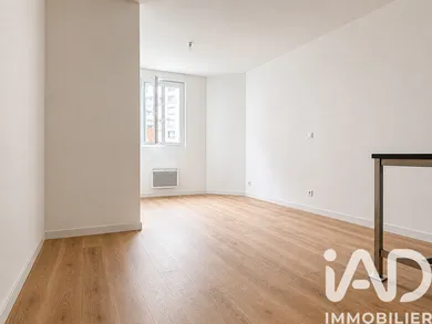 Appartement à Bordeaux (33800)