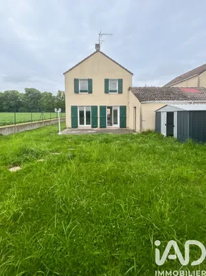 House in Brie-Comte-Robert (77170)