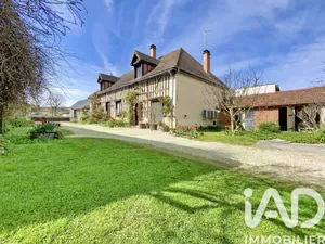Maison de village à Mailly-le-Camp (10230)