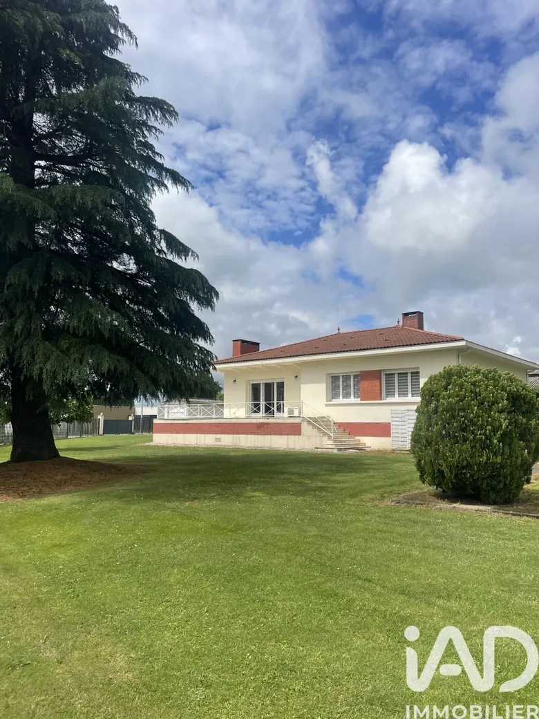 Maison 5 pièces 150 m² · à Boulogne-sur-Gesse · 150 m² · 248 000 €