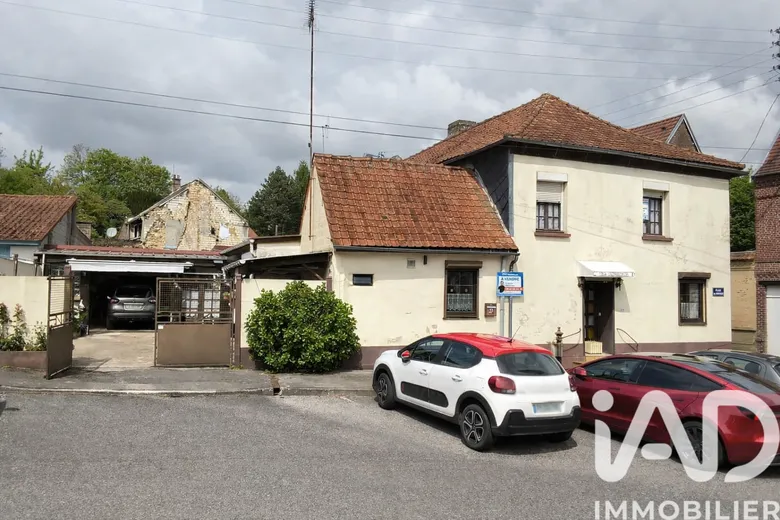 Maison 8 pièces 217 m² · à Frévent · 217 m² · 114 000 €