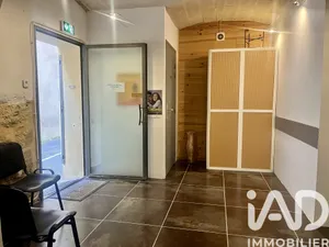 Commercial in Uzès (30700)