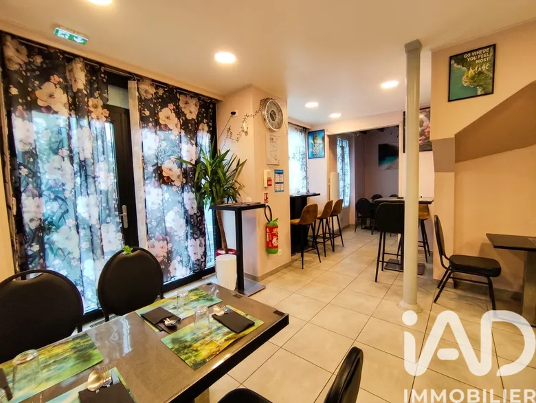 Local commercial 102 m² · à Chartres · 102 m² · 110 800 €