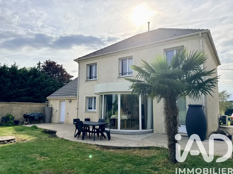 Maison 6 pièces 128 m² · à Erceville · 127,8 m² · 249 000 €