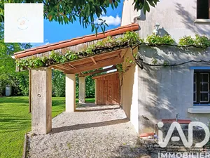 Maison de village à Le Vanneau-Irleau (79270)