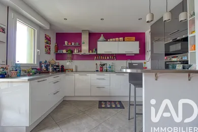 Apartment in Ermont (95120)