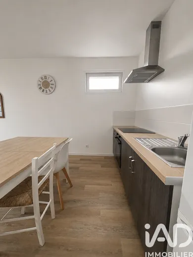Apartment in Thouars (79100)