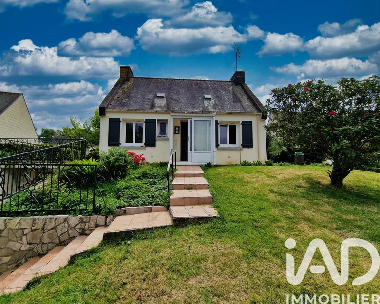 Maison 4 pièces 74 m² · à Saint-Hernin · 74,4 m² · 98 000 €