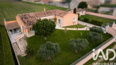 Maison traditionnelle à Sainte-Cécile-les-Vignes (84290)