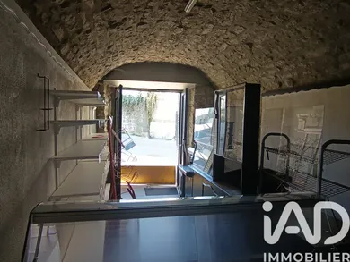 Immeuble à Berrias-et-Casteljau (07460)
