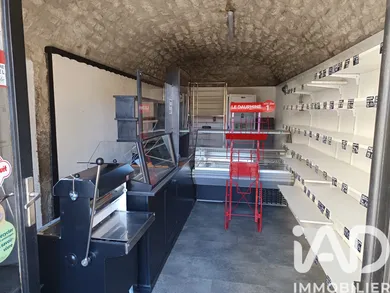 Immeuble à Berrias-et-Casteljau (07460)