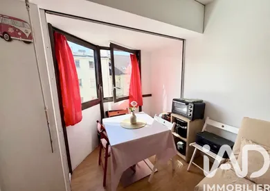 Studio à Pontoise (95300)